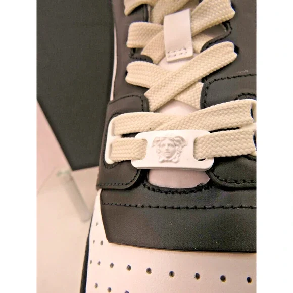 NIB VERSACE BLACK WHITE LEATHER MEDUSA HEAD LOW TOP SNEAKERS US 14 EUR 47 ITALY